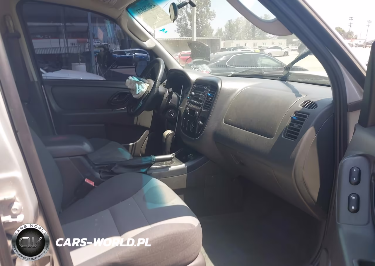 2007 Ford Escape Xls-Xls Manual VIN:1FMYU02Z27KA03236 - 5