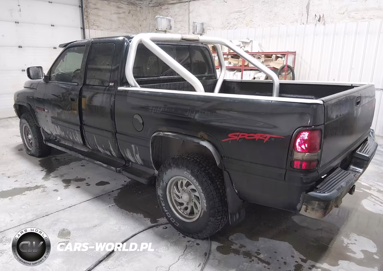1996 Dodge Ram 1500 VIN:3B7HF13Y8TG109931 - 3