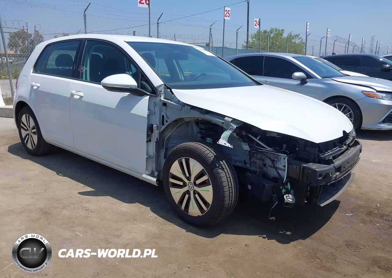 Główne zdjęcie 2017 Volkswagen E-Golf Se