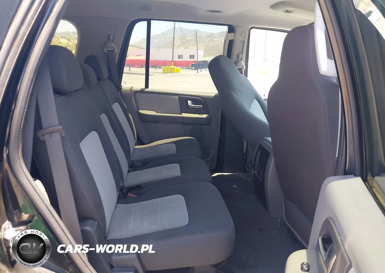2004 Ford Expedition Xlt VIN:1FMPU15L44LB46297 - 8