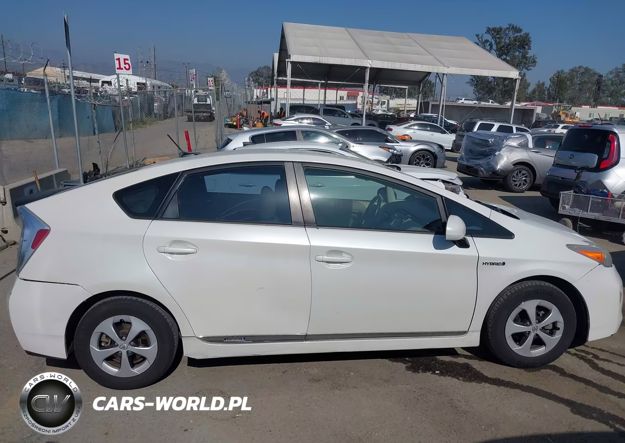 2012 Toyota Prius Four VIN:JTDKN3DU7C5492820 - 13