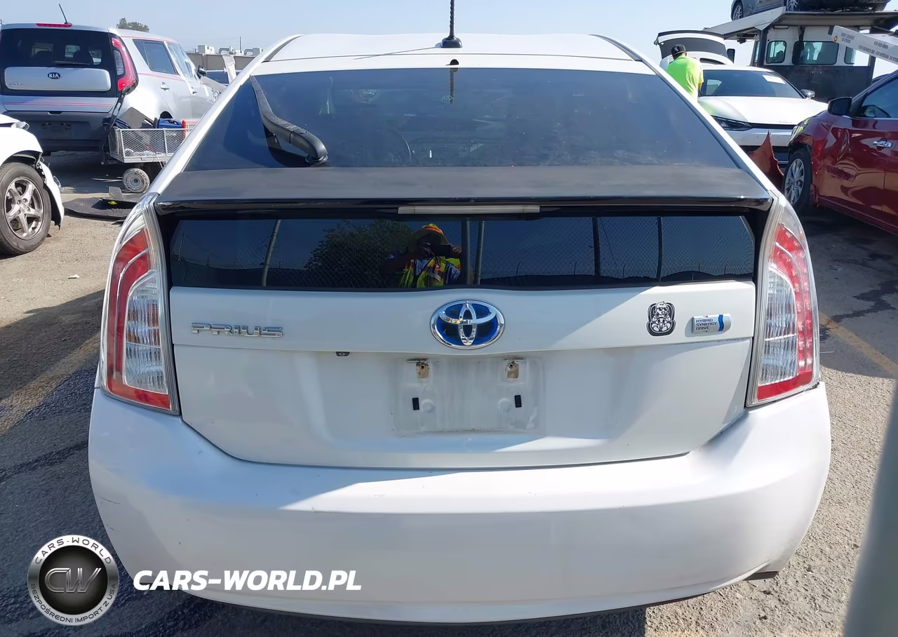 2012 Toyota Prius Four VIN:JTDKN3DU7C5492820 - 16