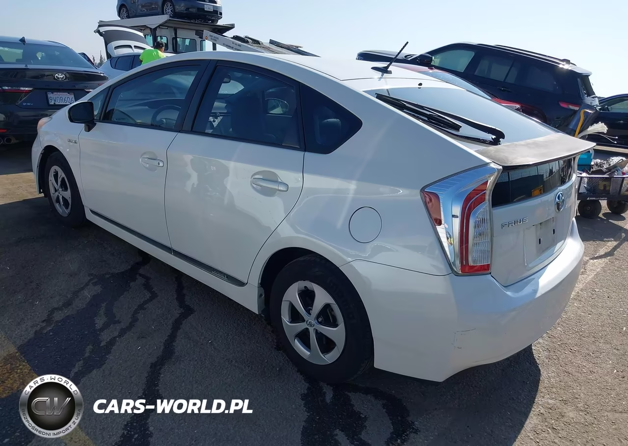 2012 Toyota Prius Four VIN:JTDKN3DU7C5492820 - 3