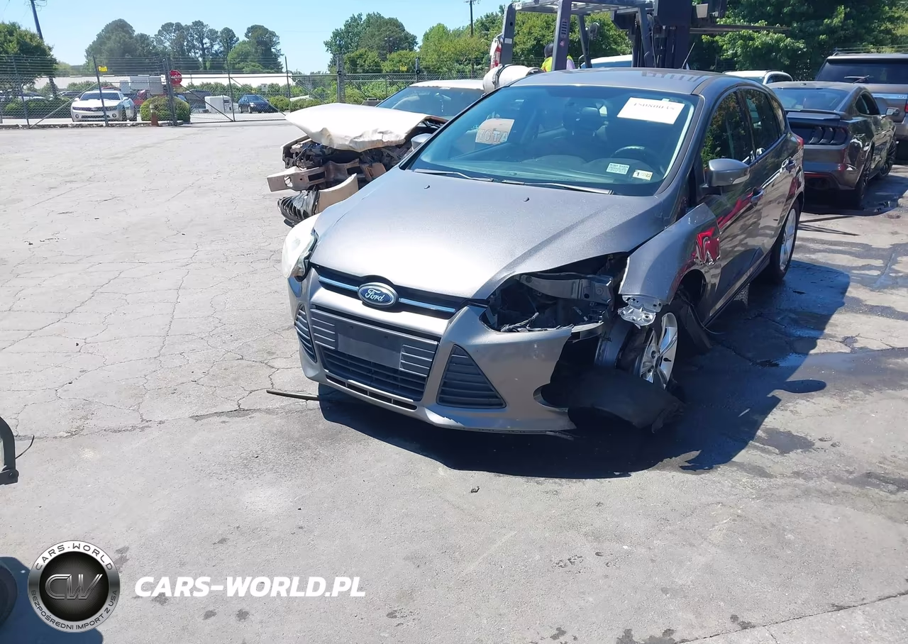 2014 Ford Focus Se VIN:1FADP3K28EL147725 - 2
