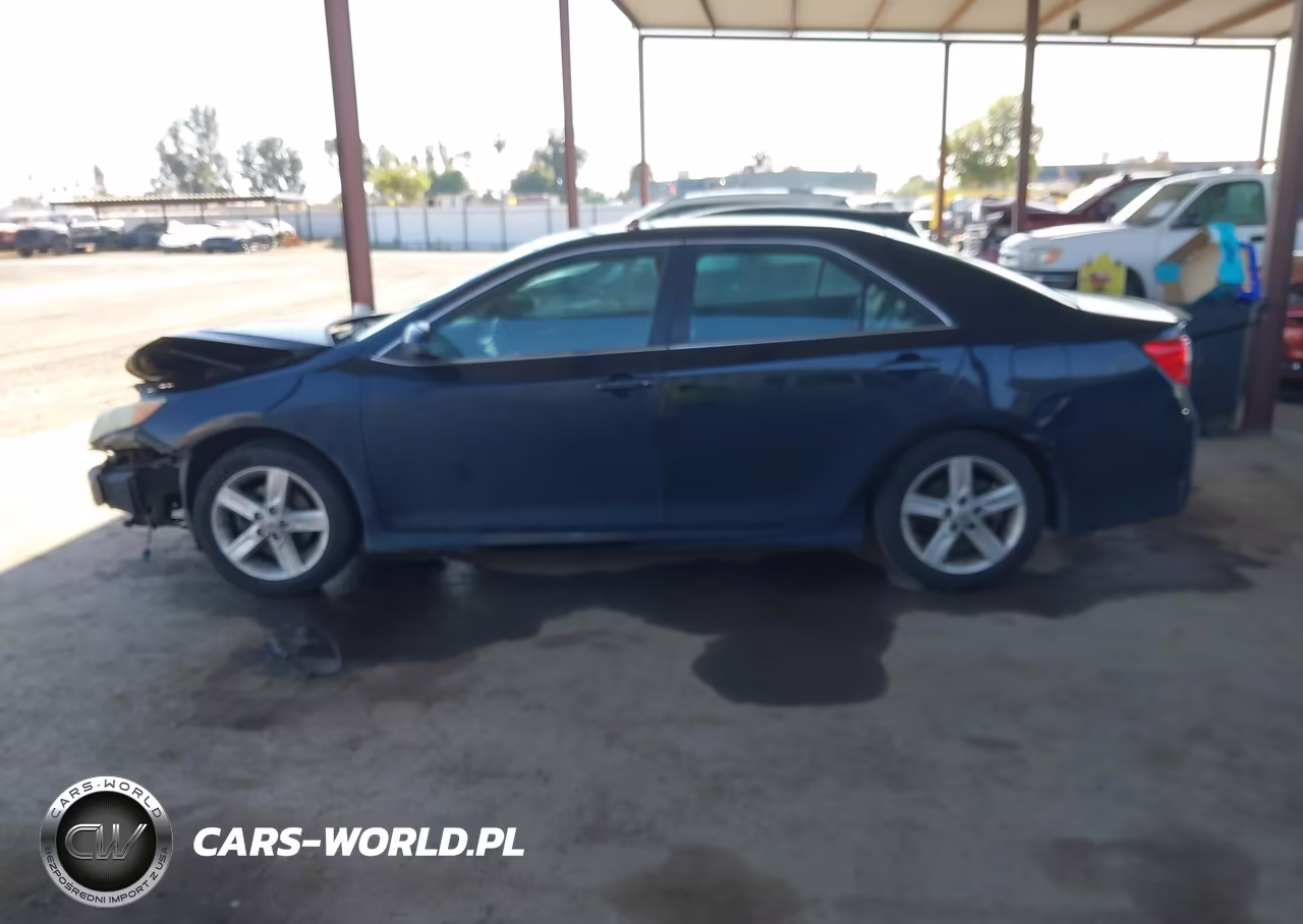 2014 Toyota Camry Se VIN:4T1BF1FK5EU796388 - 15
