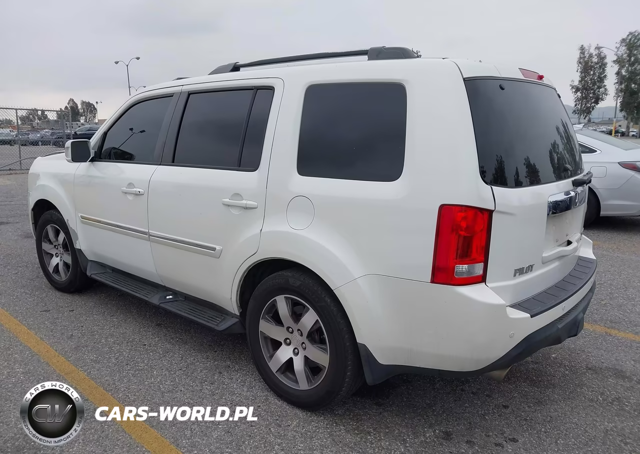 2013 Honda Pilot Touring VIN:5FNYF4H96DB017968 - 3