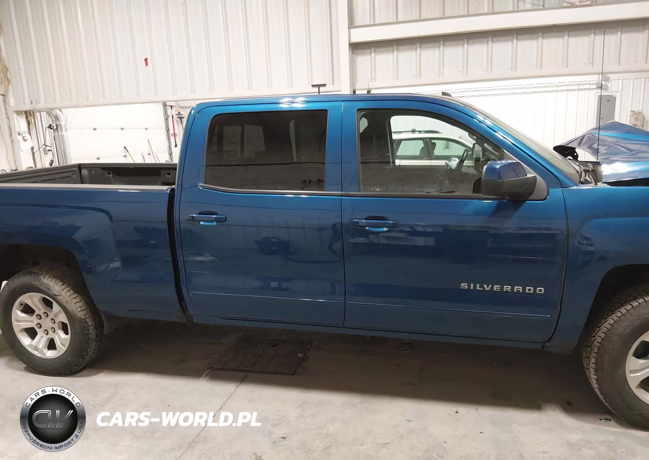 2018 Chevrolet Silverado 1500 2Lt VIN:3GCUKREC3JG470166 - 14