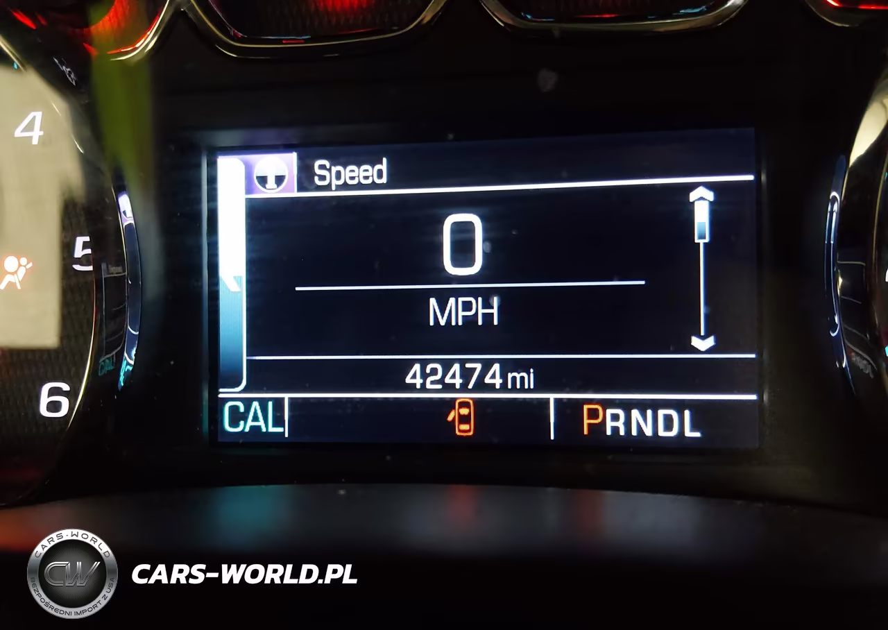2018 Chevrolet Silverado 1500 2Lt VIN:3GCUKREC3JG470166 - 16