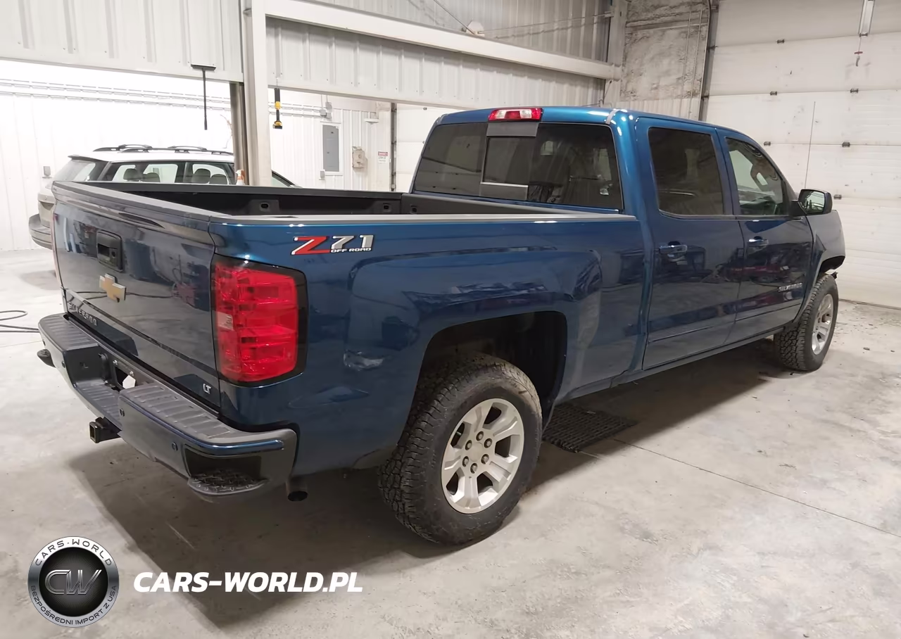 2018 Chevrolet Silverado 1500 2Lt VIN:3GCUKREC3JG470166 - 4