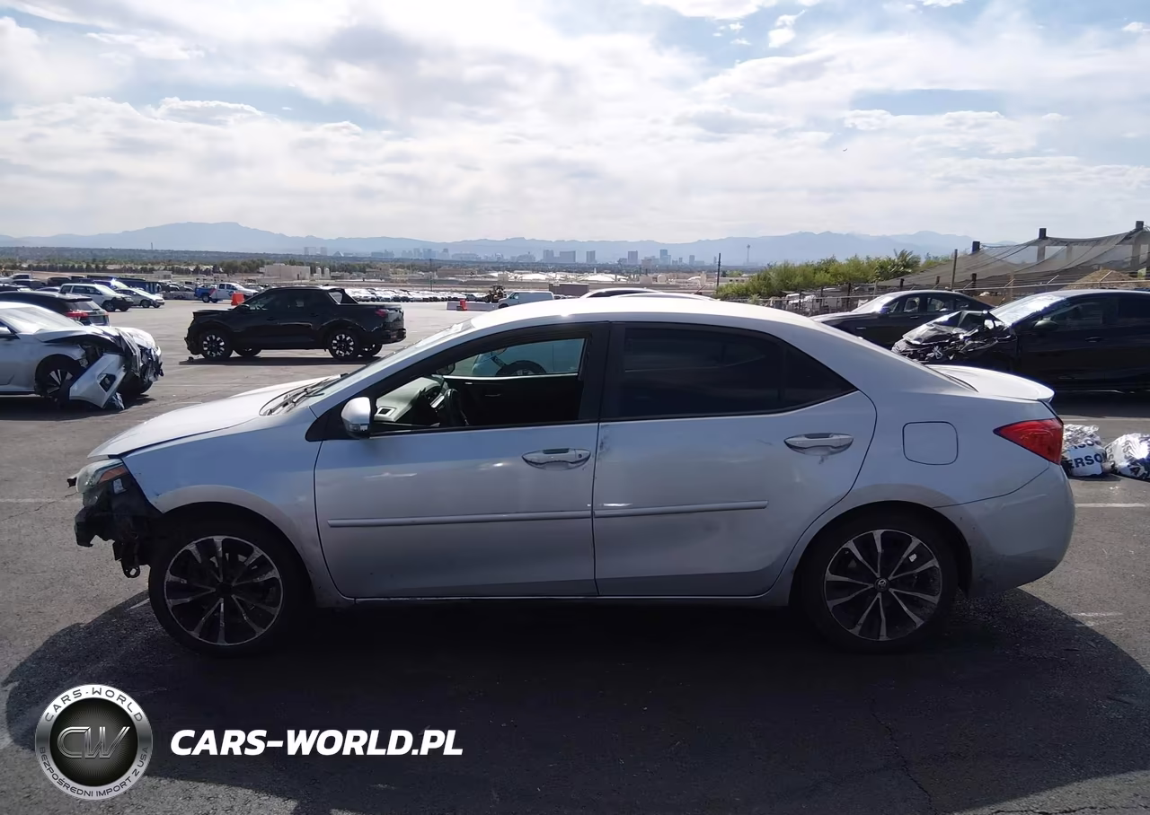 2018 Toyota Corolla Se VIN:5YFBURHE7JP798909 - 15