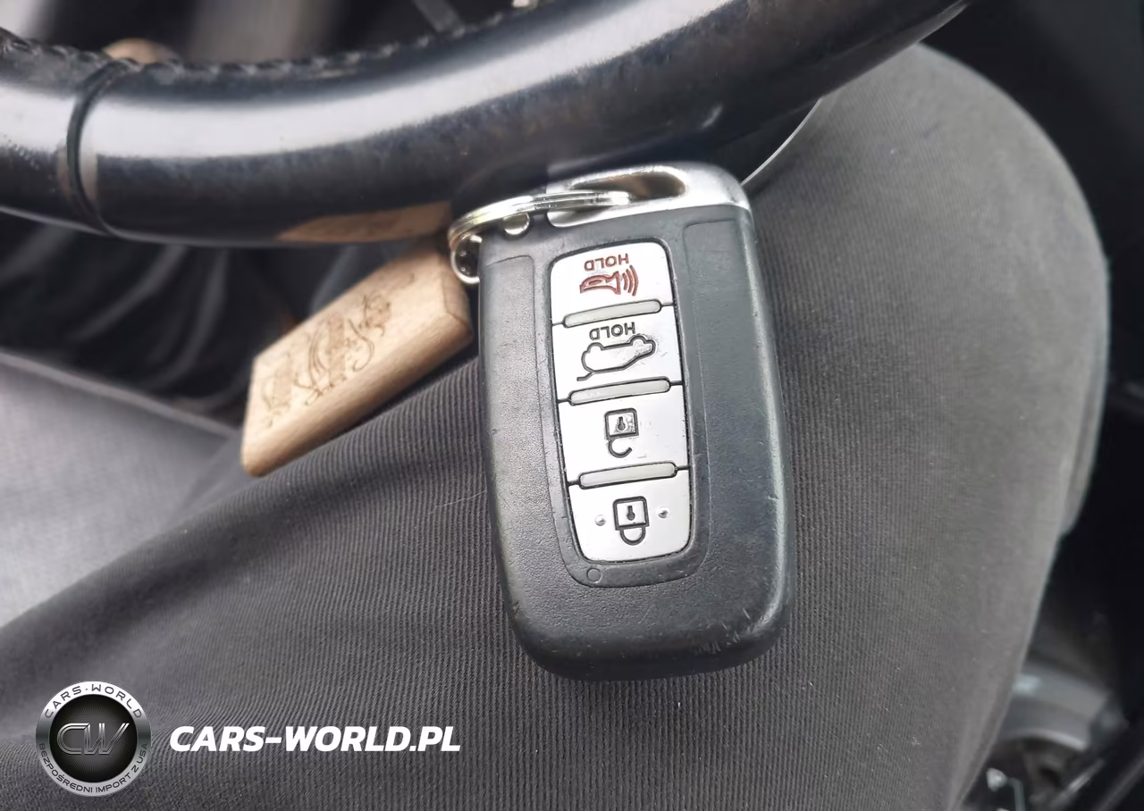 2015 Hyundai Veloster Turbo VIN:KMHTC6AE2FU229651 - 11