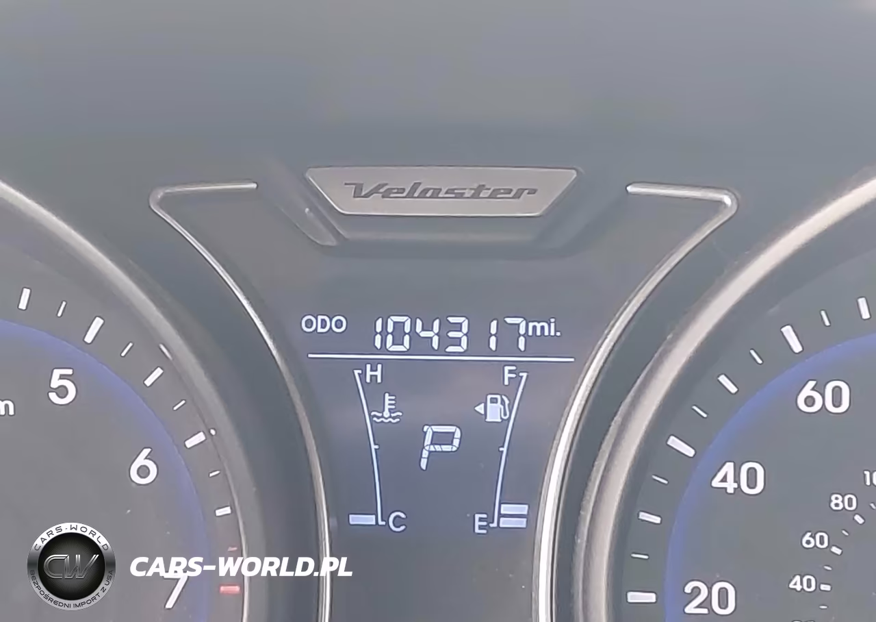 2015 Hyundai Veloster Turbo VIN:KMHTC6AE2FU229651 - 16