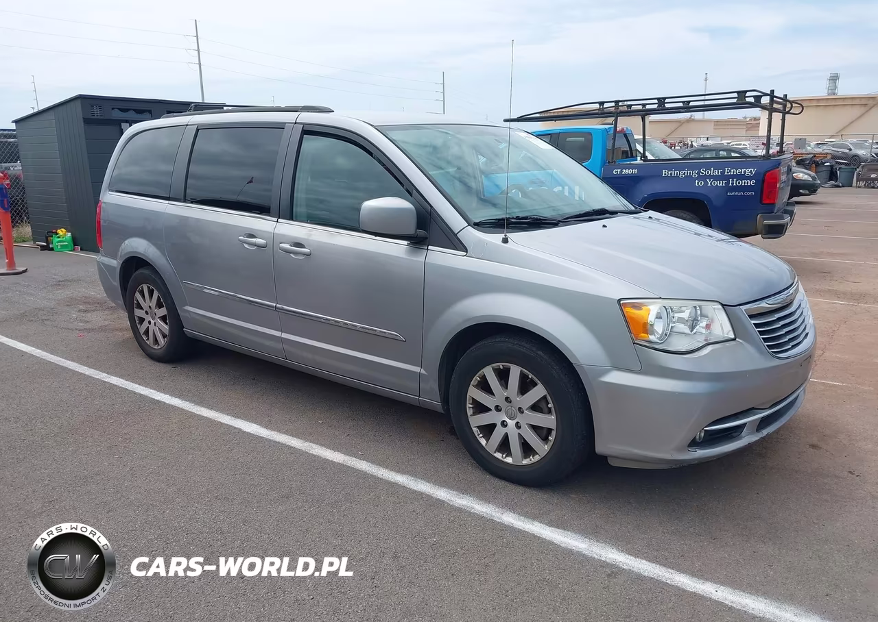 Główne zdjęcie 2015 Chrysler Town & Country Touring
