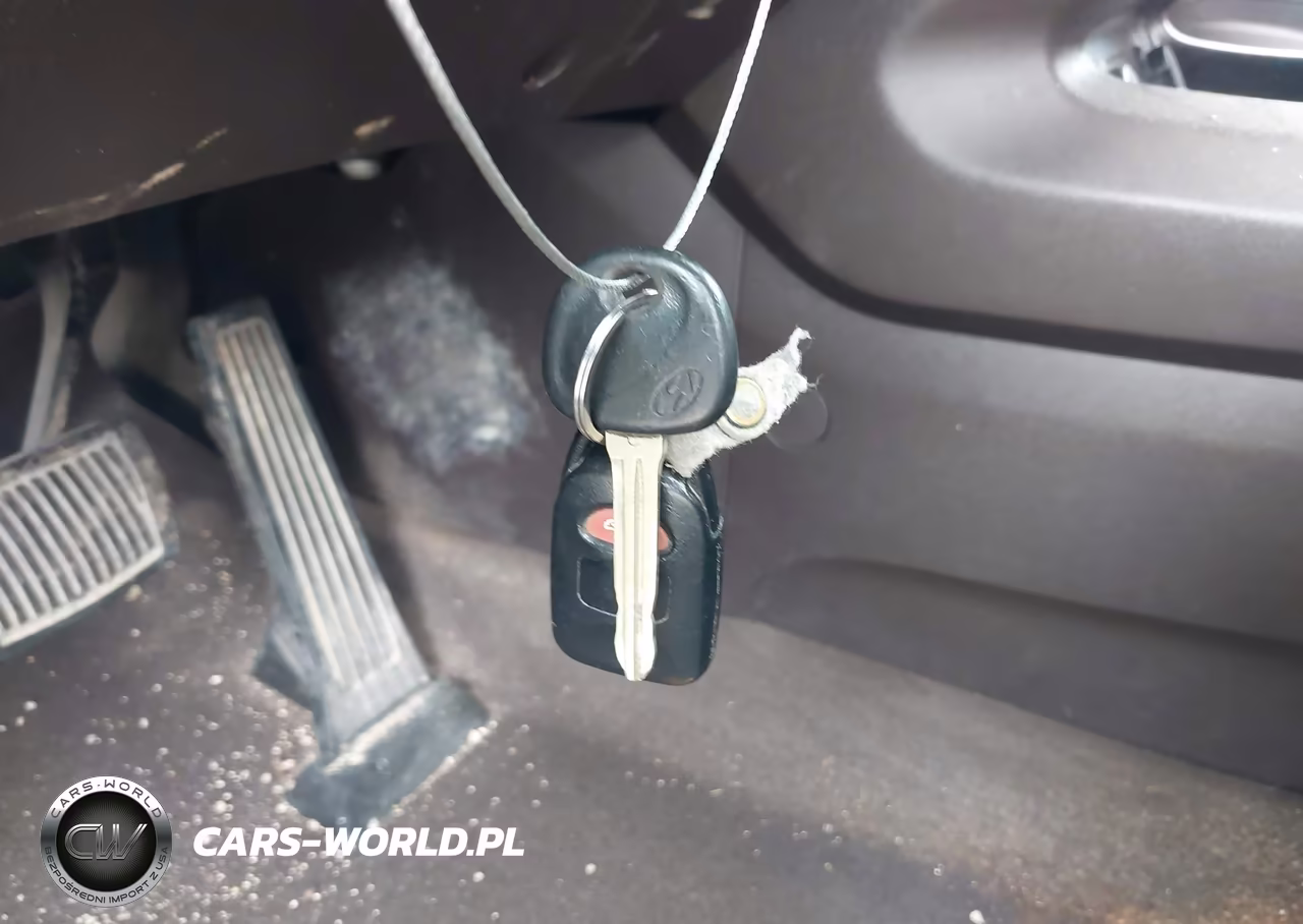 2011 Hyundai Tucson Gls VIN:KM8JU3AC2BU126399 - 11