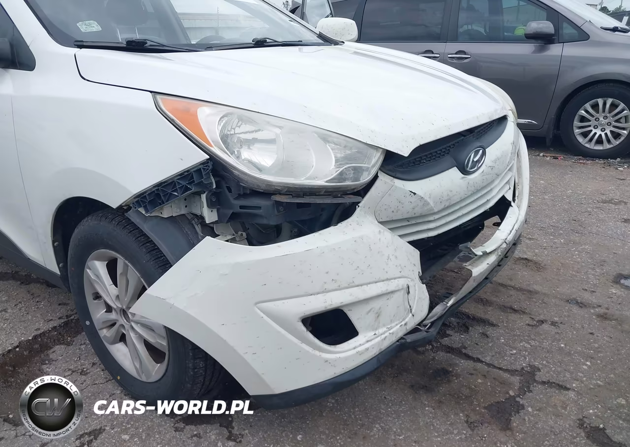 2011 Hyundai Tucson Gls VIN:KM8JU3AC2BU126399 - 6