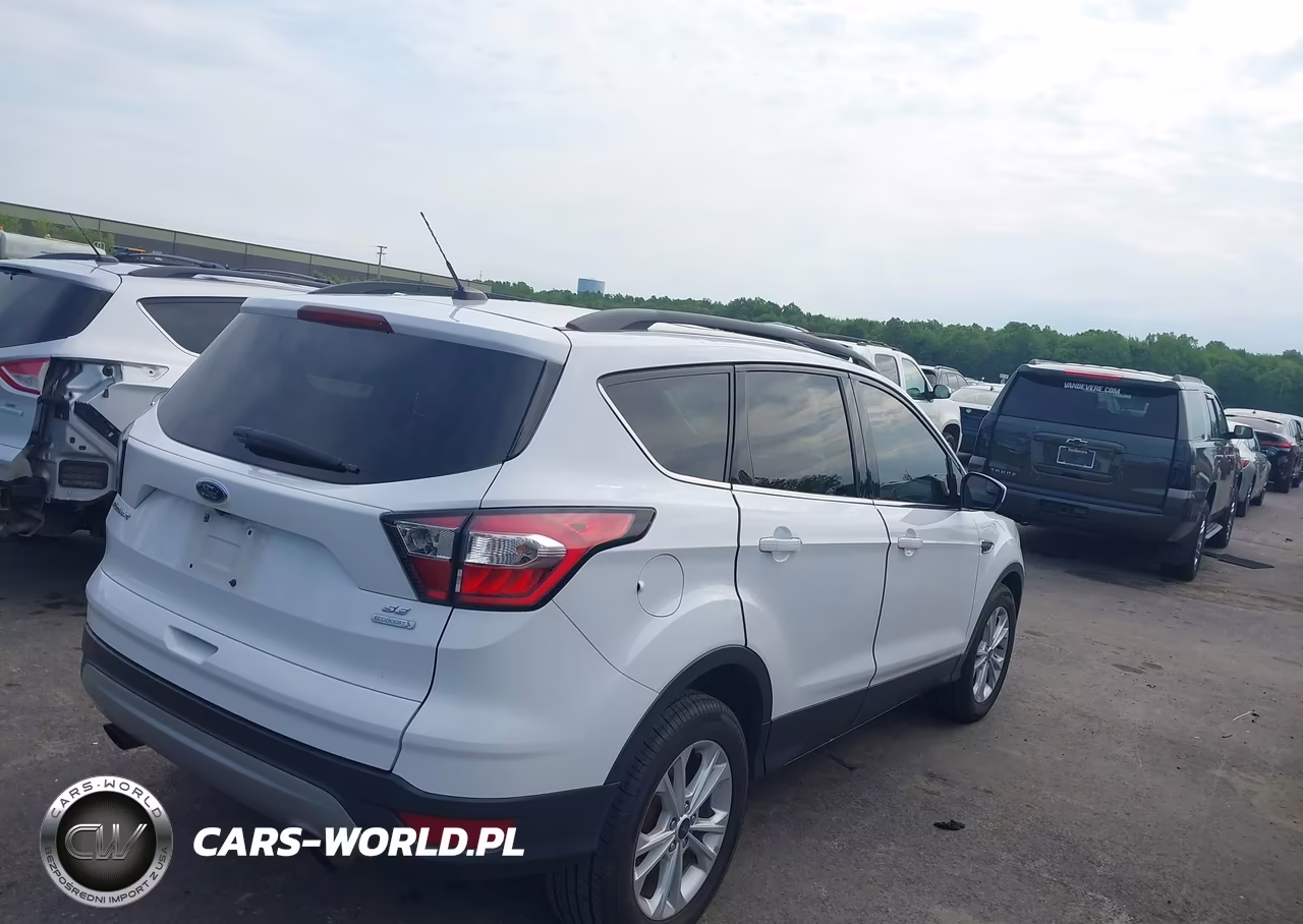 2018 Ford Escape Se VIN:1FMCU0GD9JUB61771 - 4