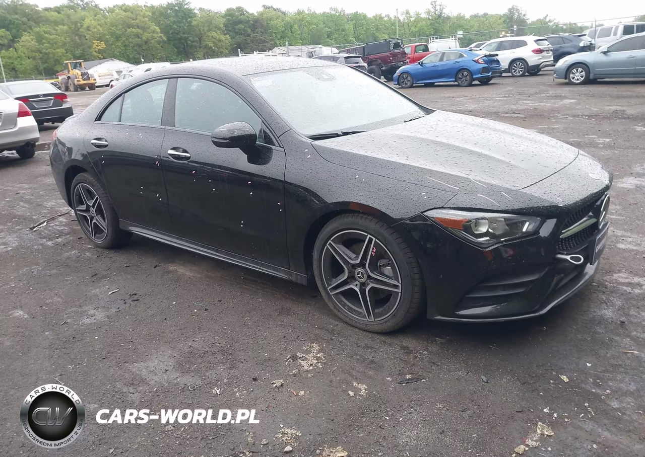 2022 Mercedes-Benz Cla 250 Coupe 4Matic – zdjęcie 1 z 16