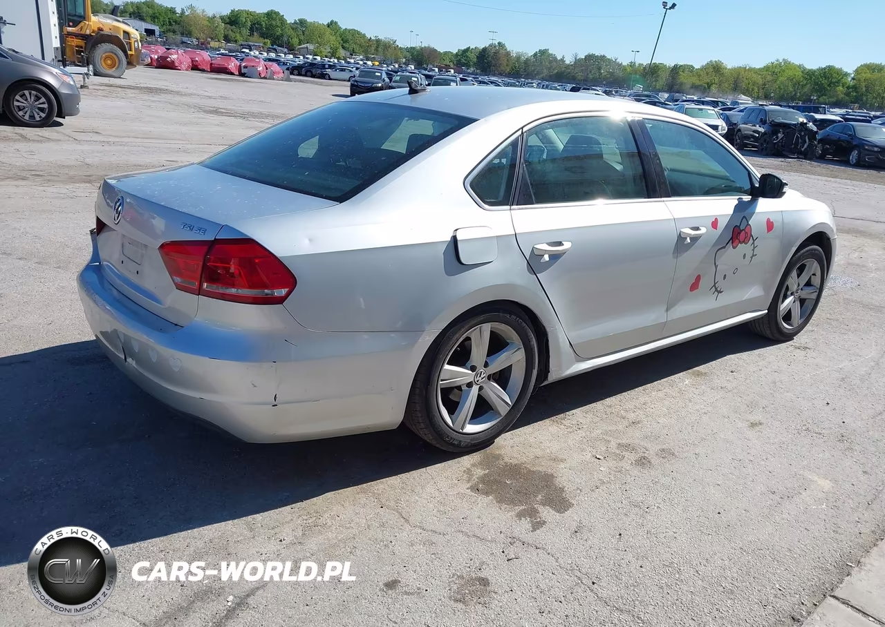 2015 Volkswagen Passat 1.8T Se VIN:1VWBT7A35FC048437 - 4