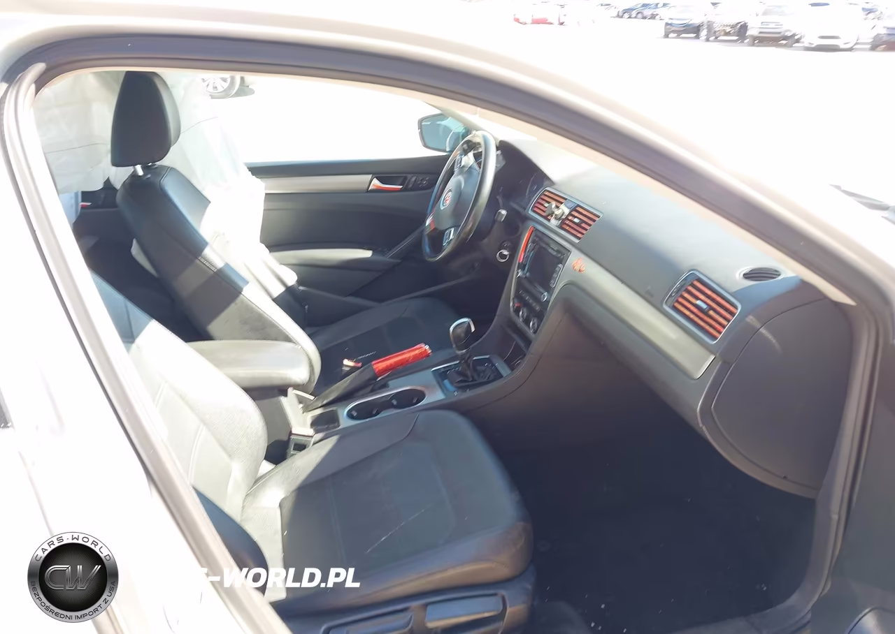 2015 Volkswagen Passat 1.8T Se VIN:1VWBT7A35FC048437 - 5