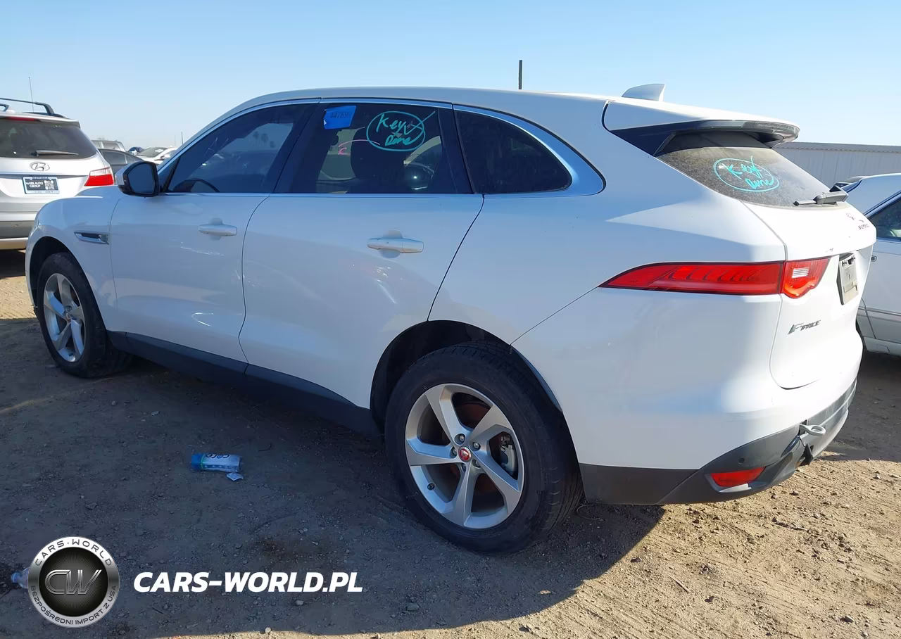 2019 Jaguar F-Pace 25T Premium VIN:SADCJ2FXXKA399611 - 3
