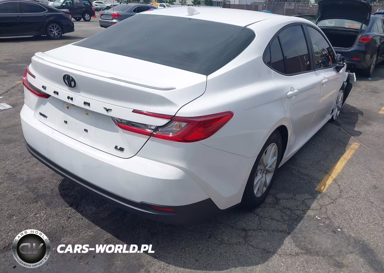 2025 Toyota Camry Le VIN:4T1DAACK7SU590156 - 4
