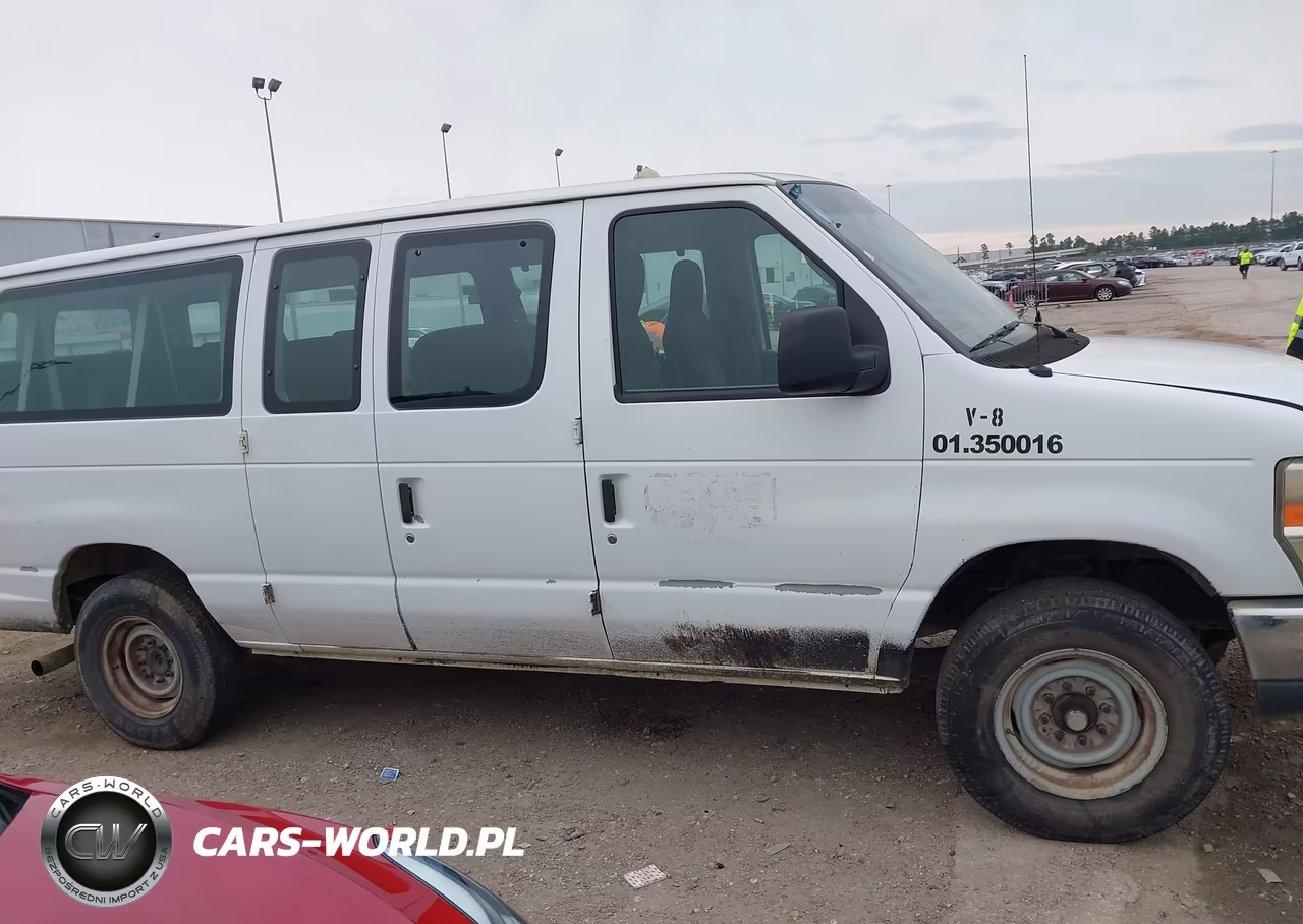 2013 Ford E-350 Super Duty Xlt VIN:1FBSS3BL1DDA04590 - 13