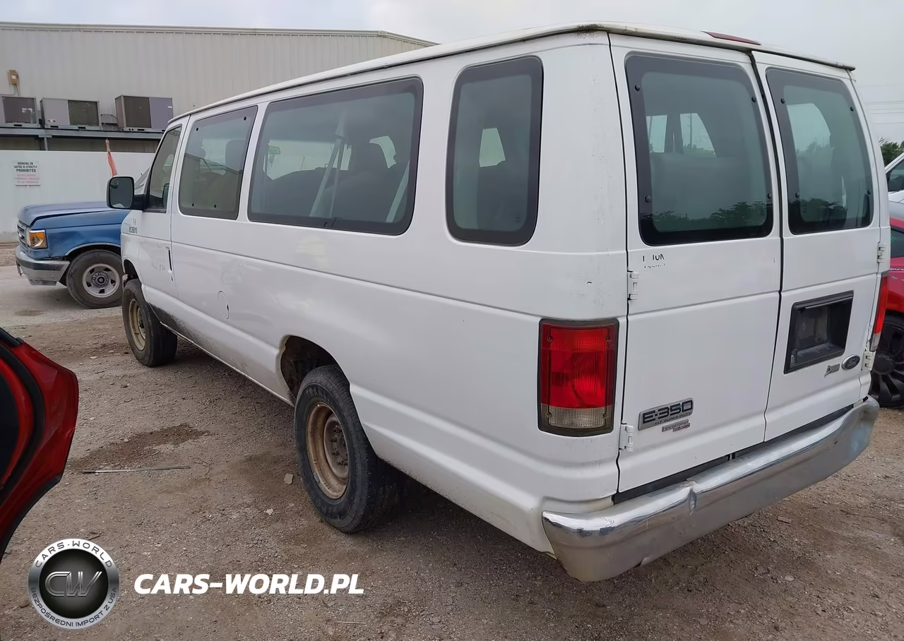 2013 Ford E-350 Super Duty Xlt VIN:1FBSS3BL1DDA04590 - 3