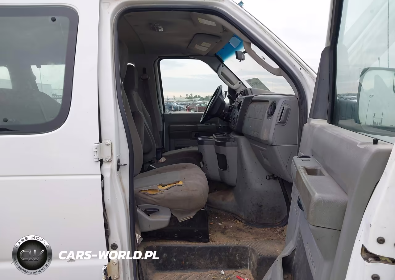 2013 Ford E-350 Super Duty Xlt VIN:1FBSS3BL1DDA04590 - 5