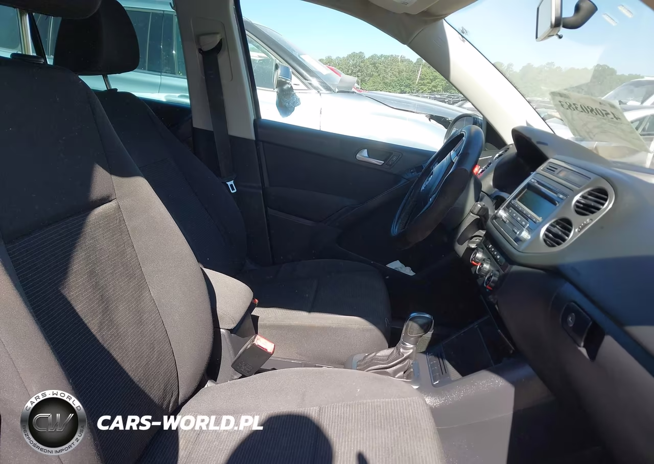 2013 Volkswagen Tiguan S VIN:WVGAV3AX1DW608286 - 5