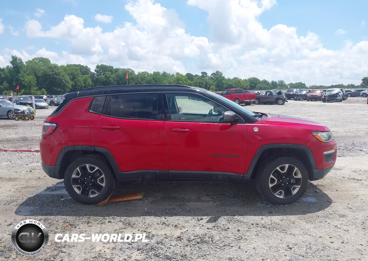 2018 Jeep Compass Trailhawk 4X4 VIN:3C4NJDDB6JT234735 - 13