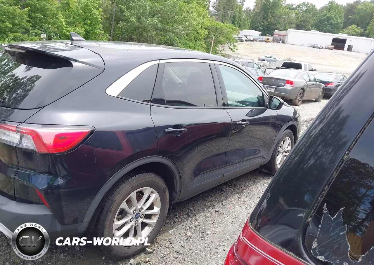 2021 Ford Escape Se VIN:1FMCU0G6XMUA78582 - 13