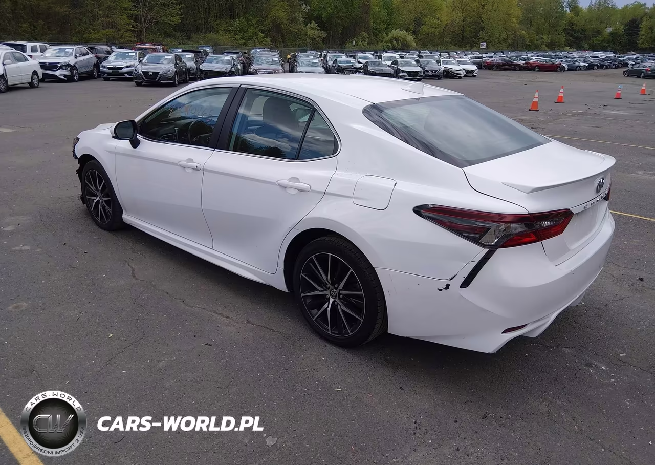 2021 Toyota Camry Se VIN:4T1G11AK5MU570085 - 3