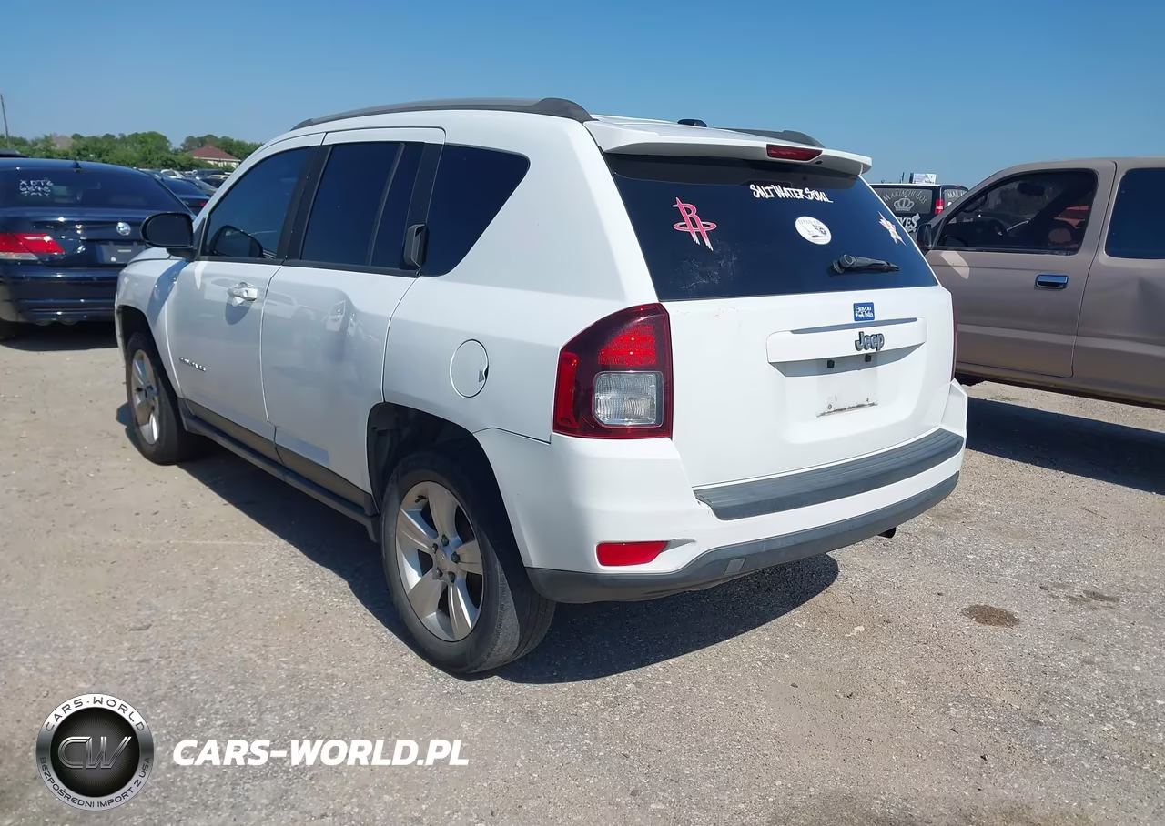 2016 Jeep Compass Sport VIN:1C4NJCBA0GD641548 - 3