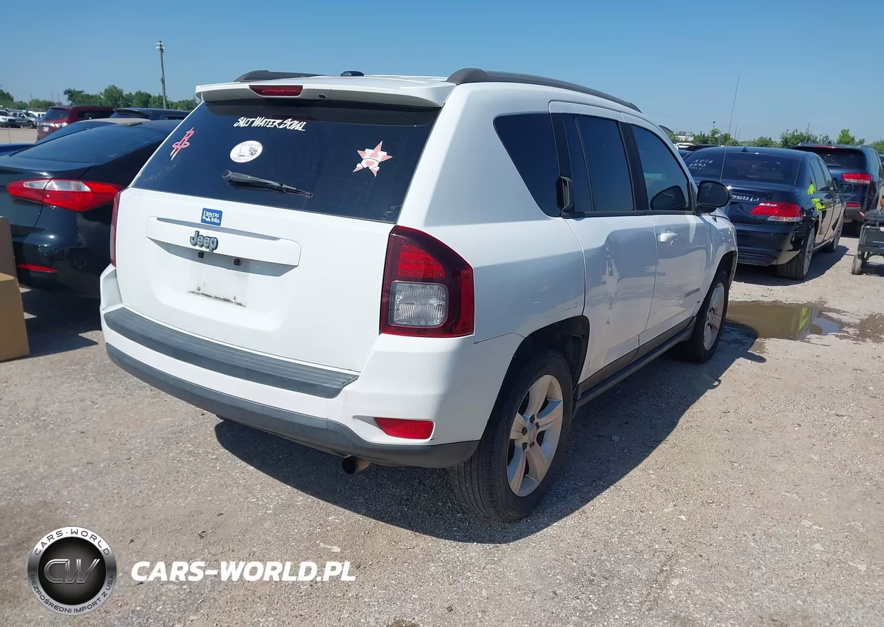 2016 Jeep Compass Sport VIN:1C4NJCBA0GD641548 - 4