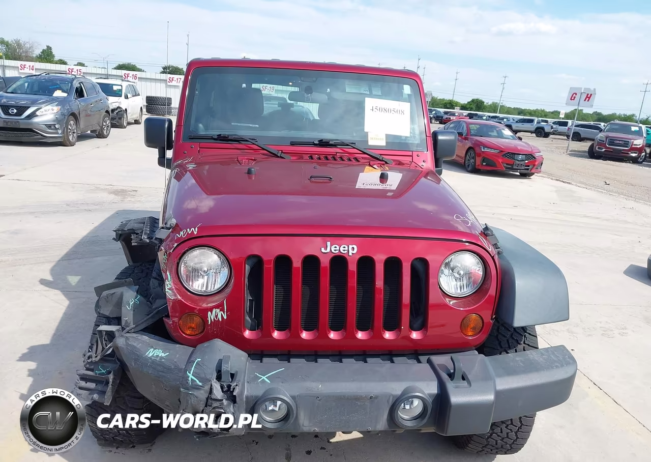 2011 Jeep Wrangler Unlimited Sport VIN:1J4BA3H18BL528806 - 12