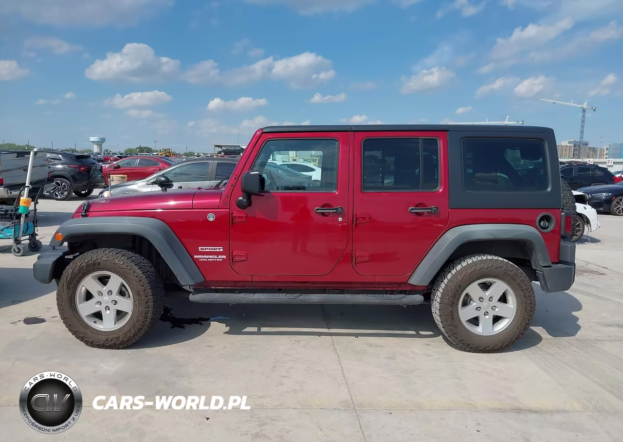 2011 Jeep Wrangler Unlimited Sport VIN:1J4BA3H18BL528806 - 14