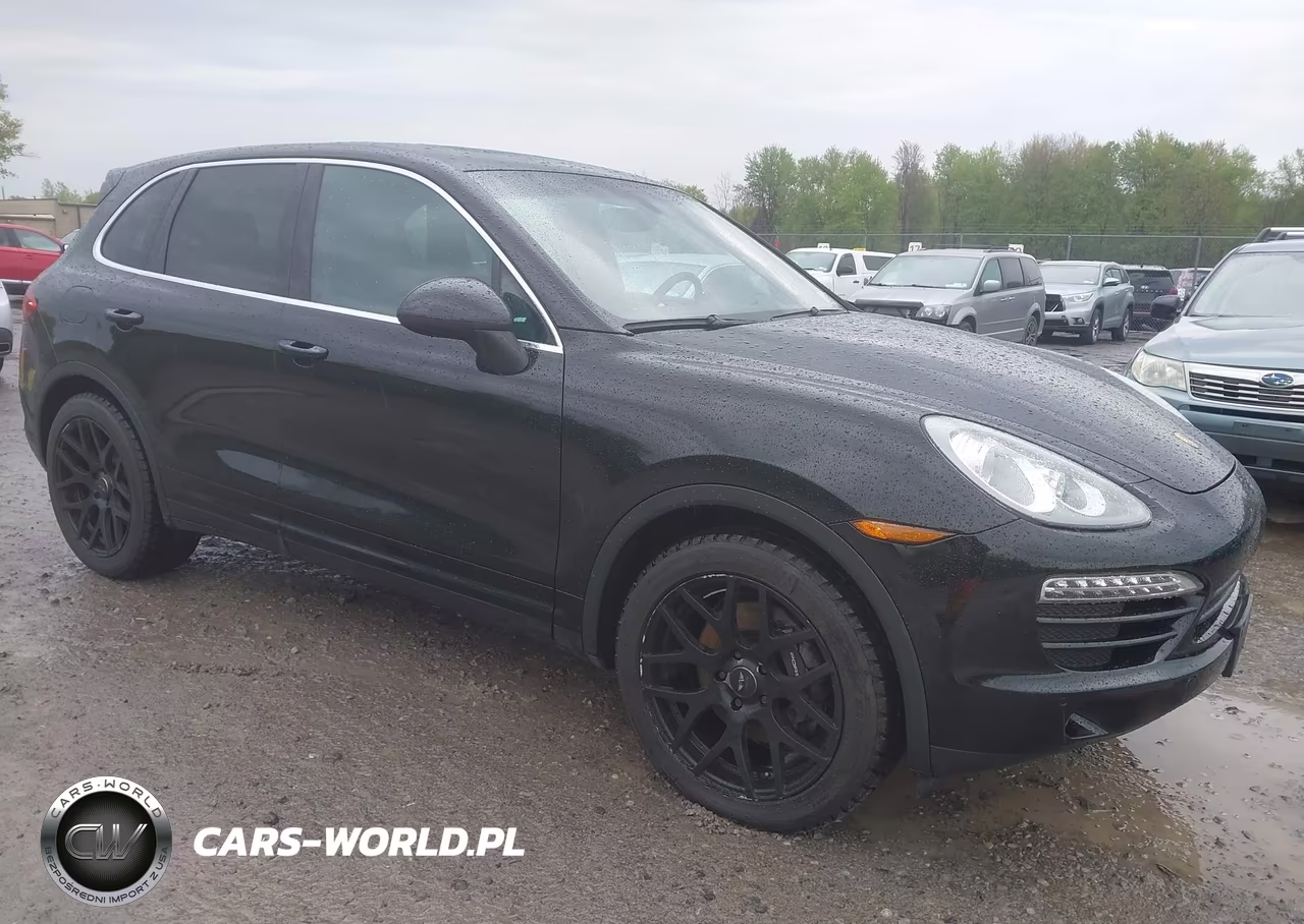 2014 Porsche Cayenne Platinum Edition