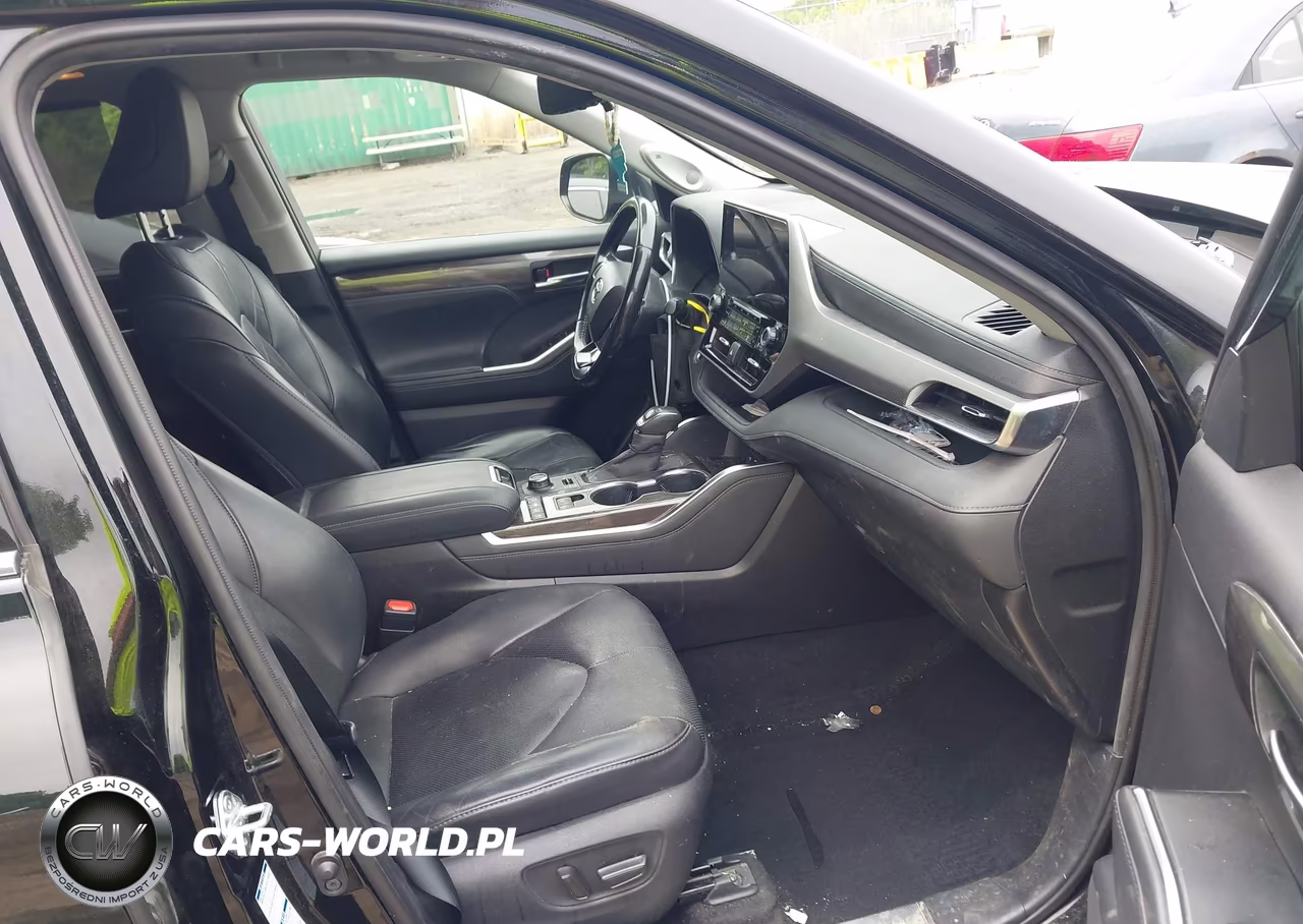 2020 Toyota Highlander Platinum VIN:5TDFZRBH7LS031402 - 5