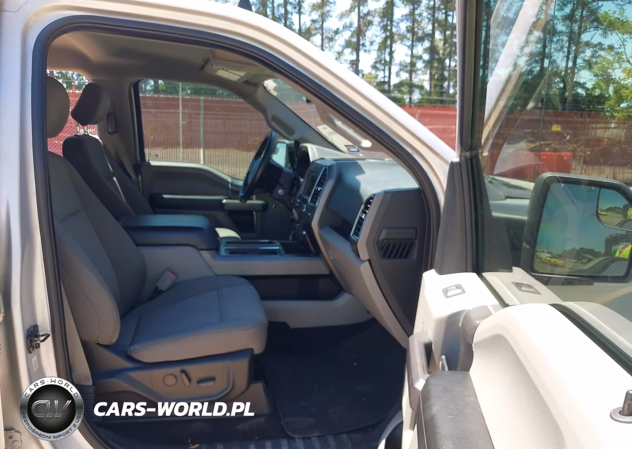 2019 Ford F-150 Xlt VIN:1FTEW1C45KKE46130 - 5