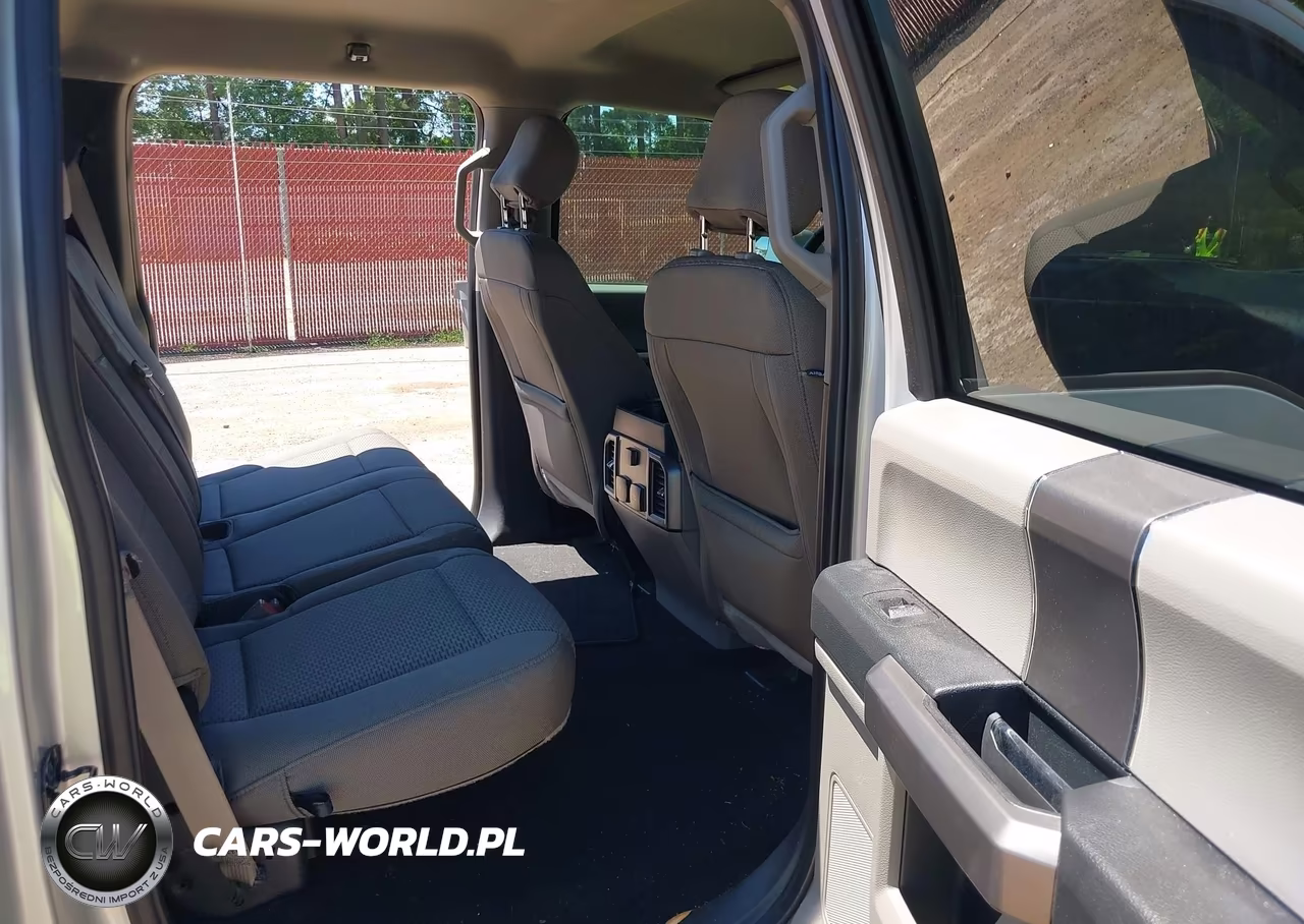2019 Ford F-150 Xlt VIN:1FTEW1C45KKE46130 - 8