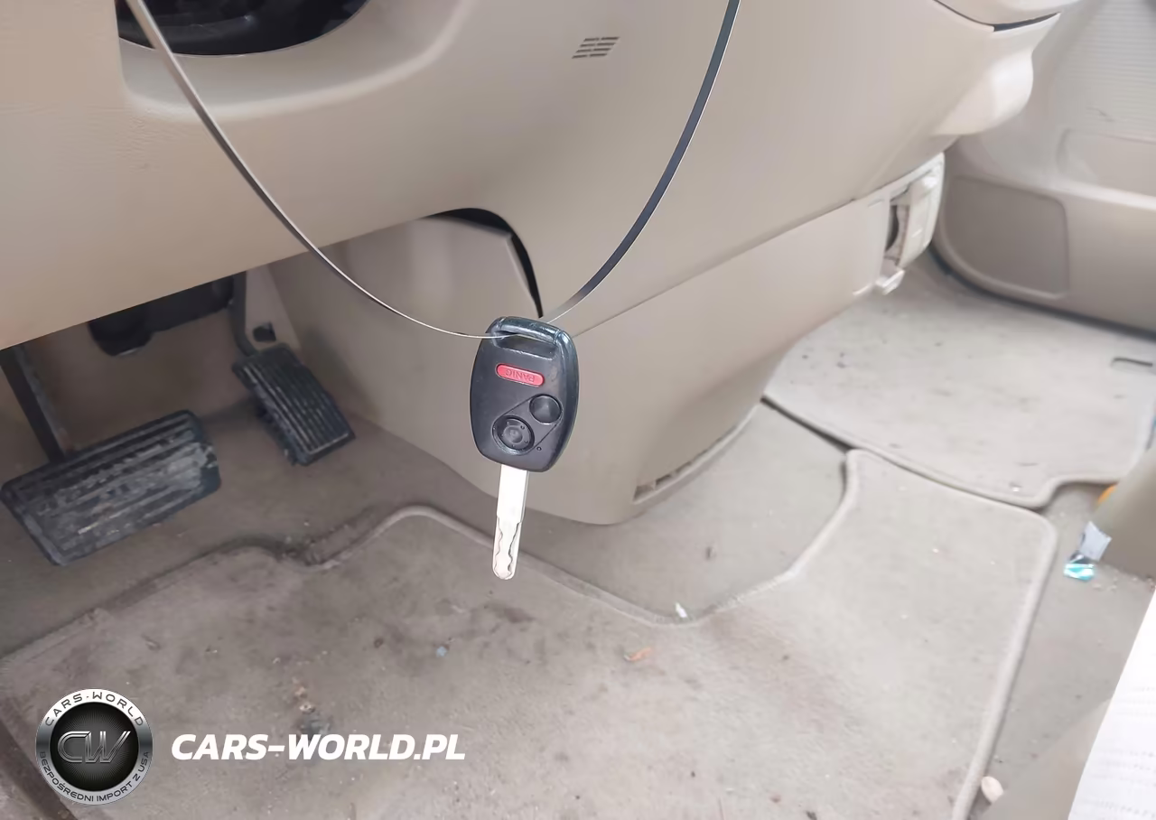 2010 Honda Odyssey Lx VIN:5FNRL3H28AB030694 - 11