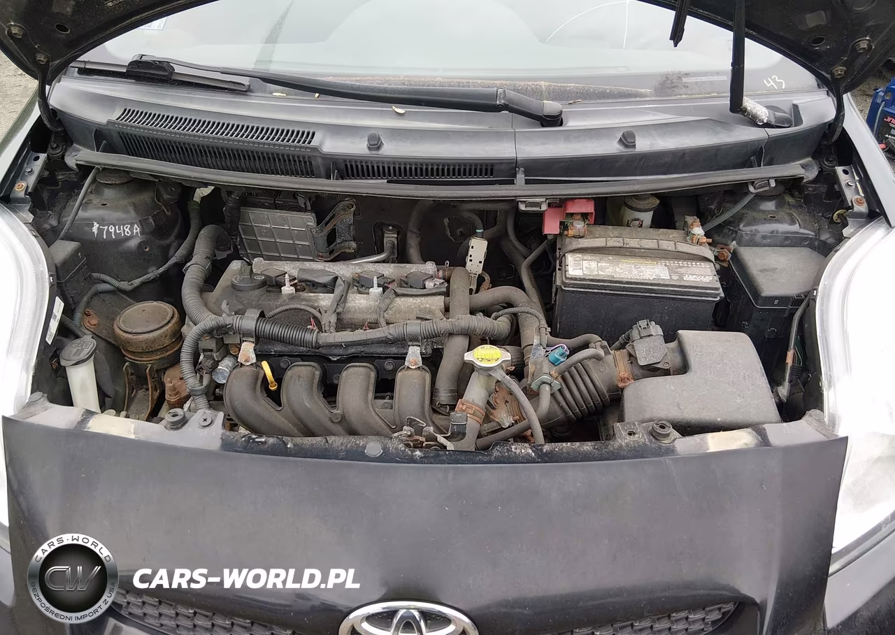 2010 Toyota Yaris VIN:JTDJT4K38A5315577 - 10