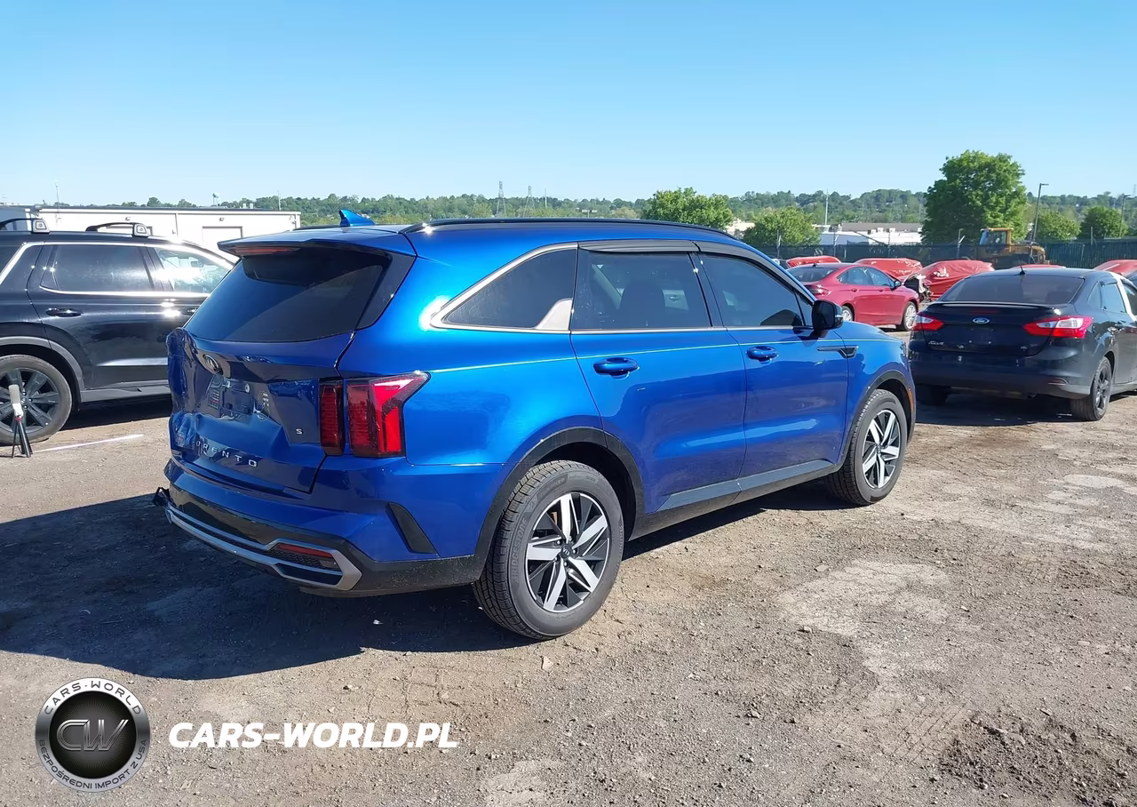 2021 Kia Sorento S VIN:5XYRL4LCXMG066776 - 4
