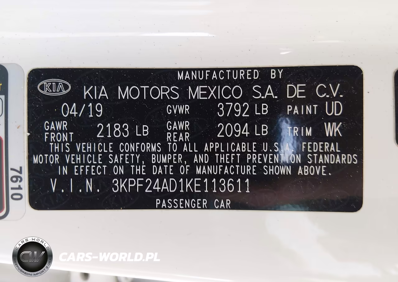 2019 Kia Forte Lxs VIN:3KPF24AD1KE113611 - 9