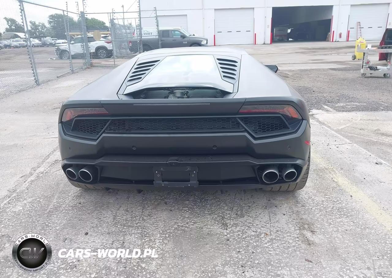 2017 Lamborghini Huracan Lp580-2 VIN:ZHWUC2ZF8HLA07651 - 16
