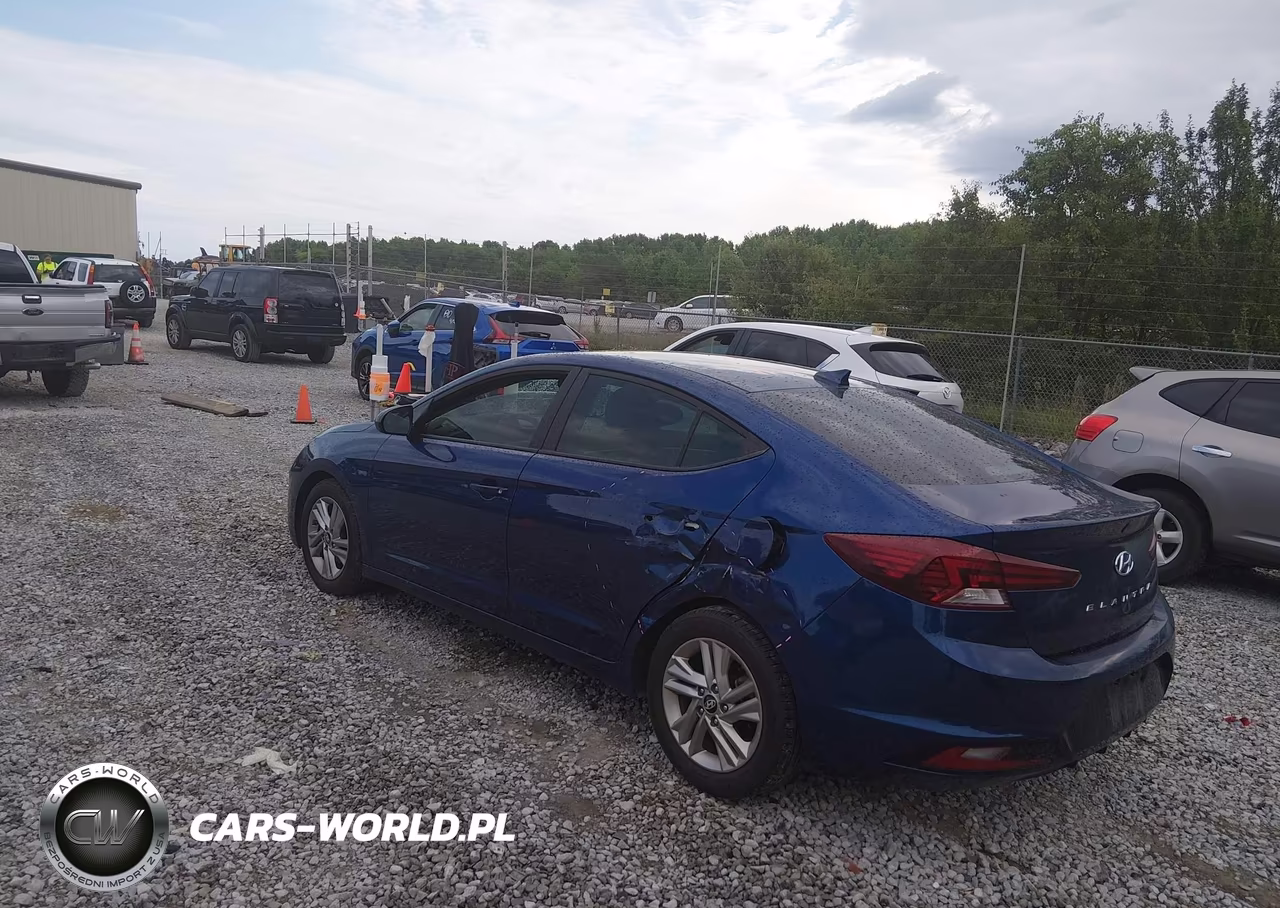 2019 Hyundai Elantra Sel VIN:5NPD84LF5KH417427 - 3