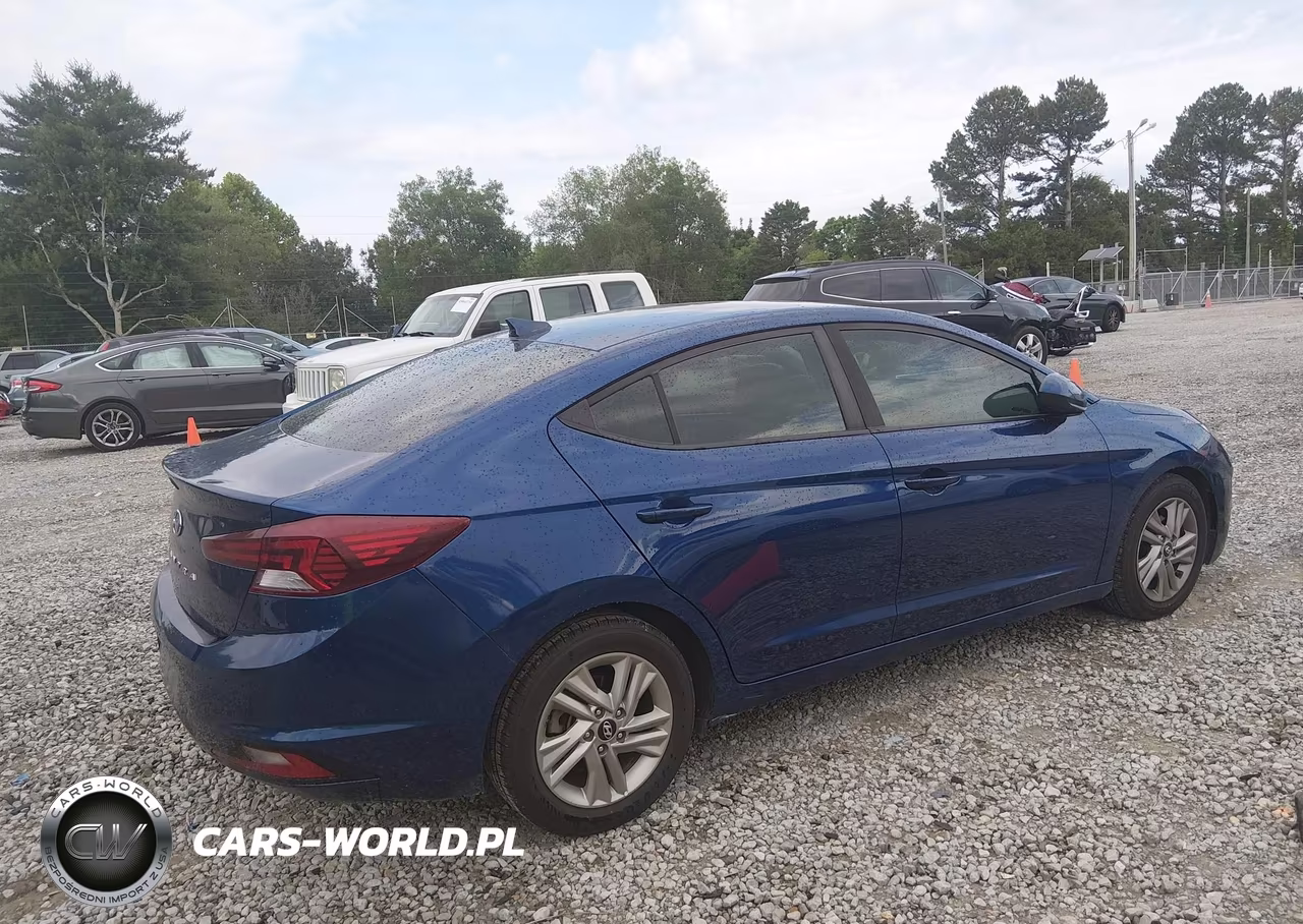 2019 Hyundai Elantra Sel VIN:5NPD84LF5KH417427 - 4