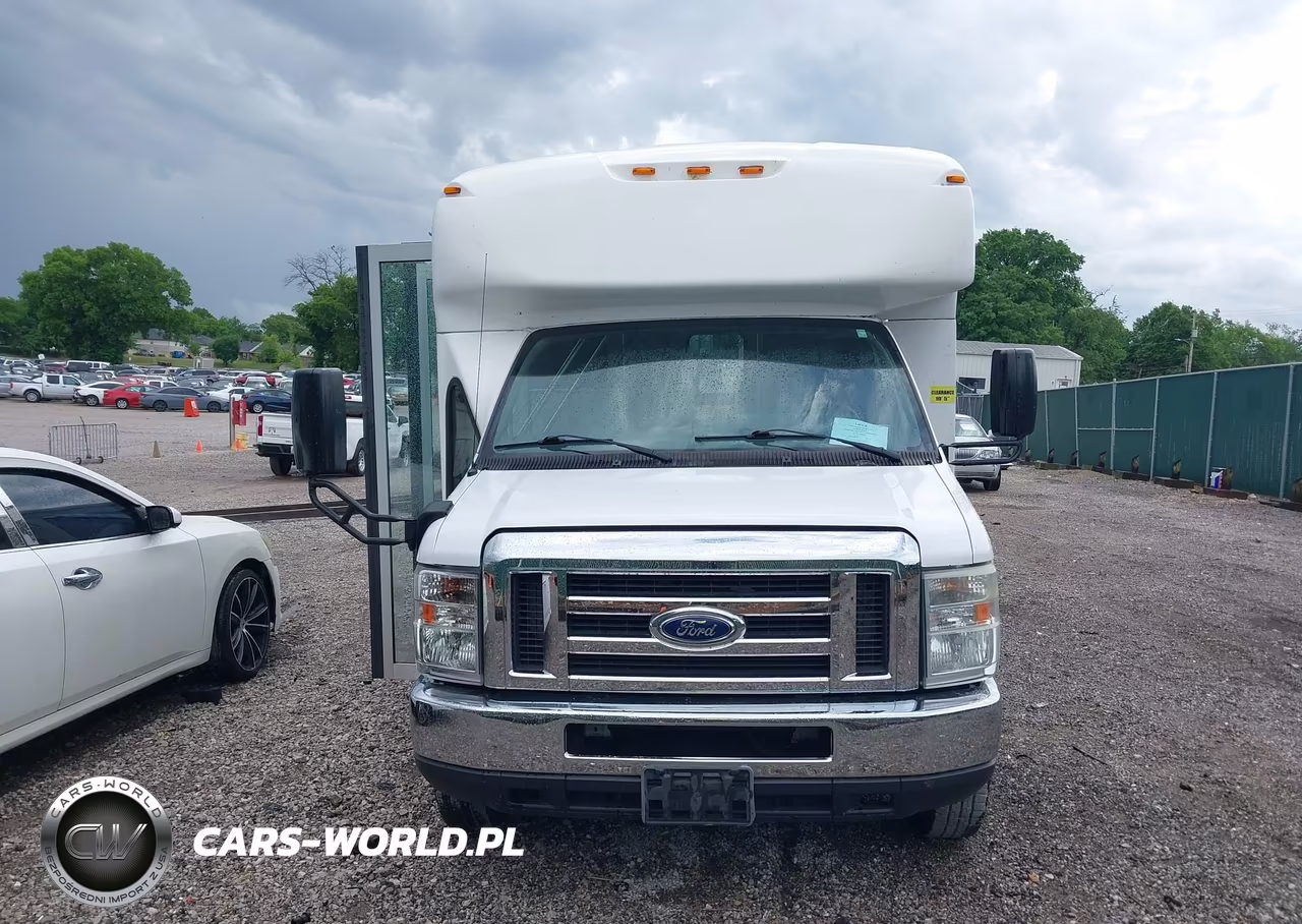 2018 Ford E-350 Cutaway VIN:1FDEE3FS4JDC06607 - 12