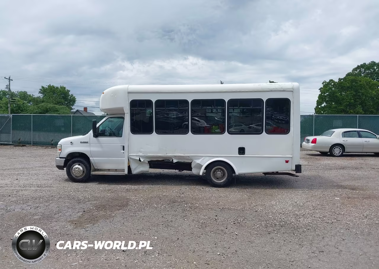 2018 Ford E-350 Cutaway VIN:1FDEE3FS4JDC06607 - 14