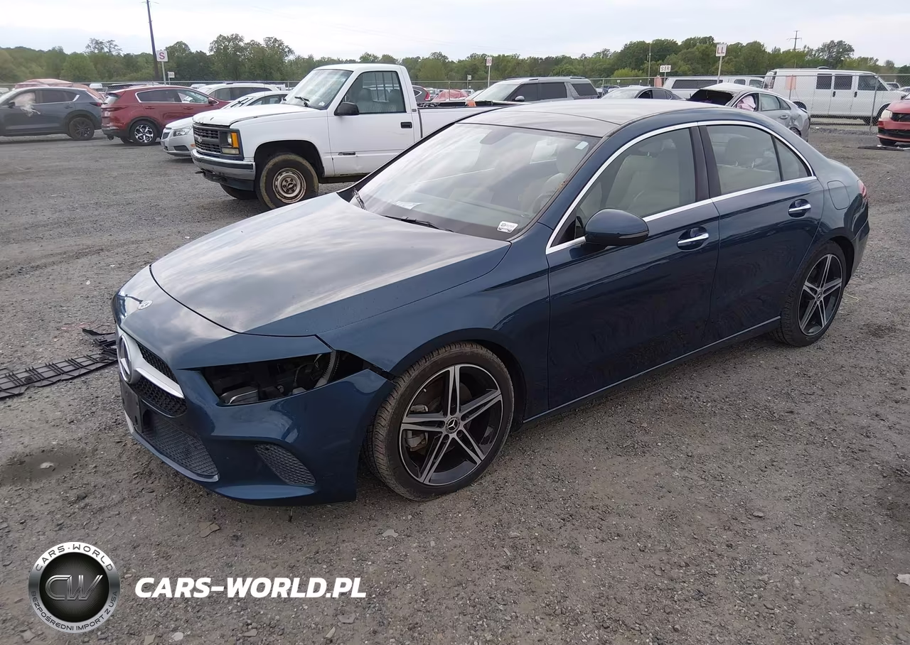 2020 Mercedes-Benz A 220 4Matic VIN:W1K3G4FB2LJ213190 - 2